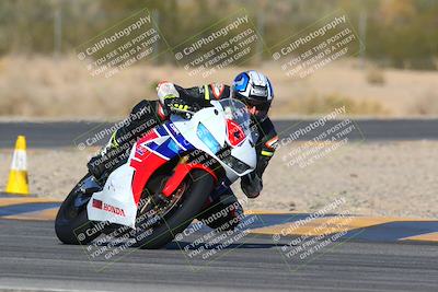 media/Jan-14-2024-SoCal Trackdays (Sun) [[2e55ec21a6]]/Turn 6 (125pm)/